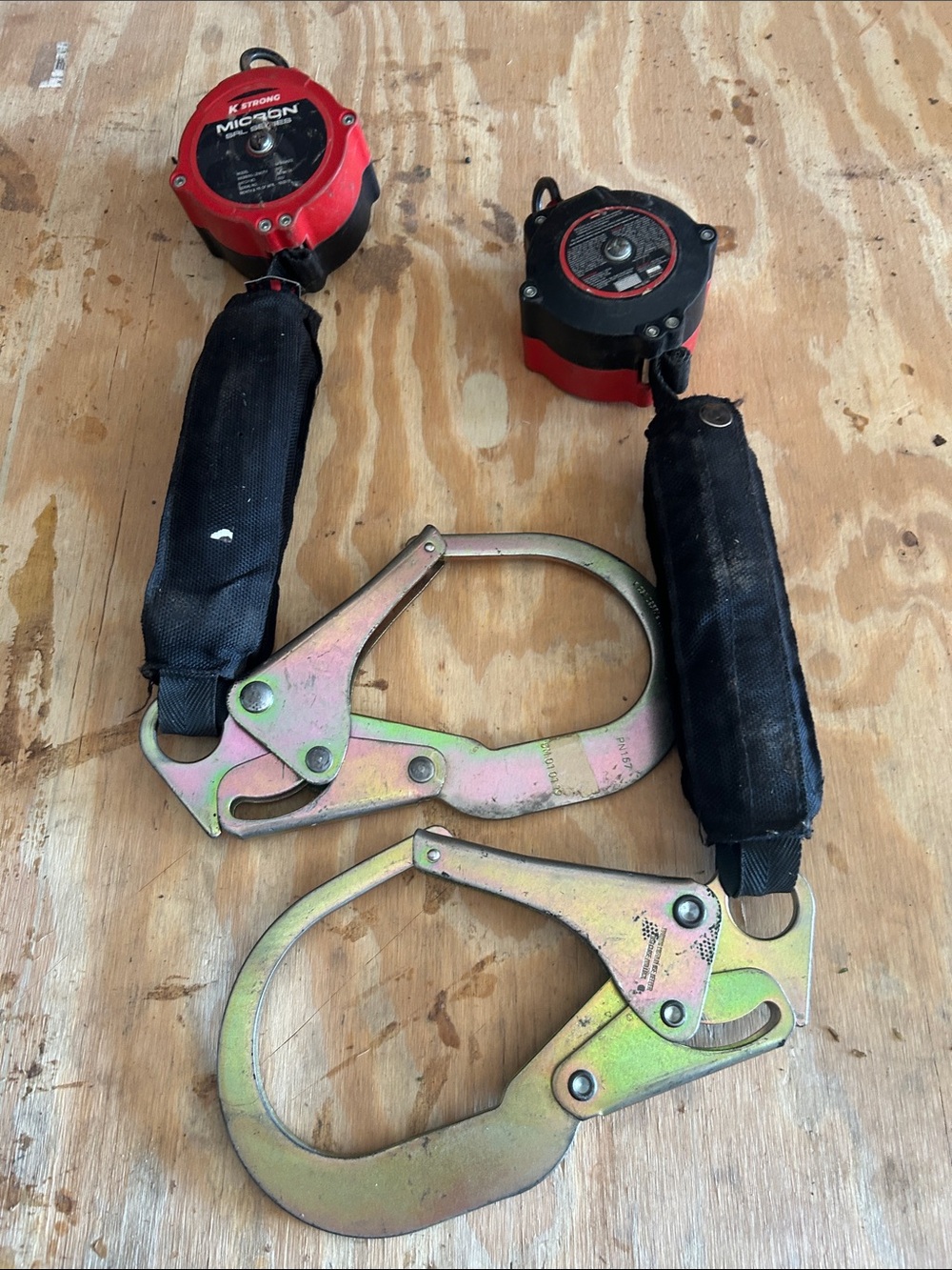 Pair of KSTRONG MICRON SRL SERIES 6ft LIFELINE with Large Steel Hooks.